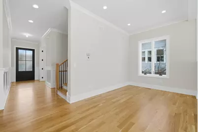 611 S Prospect Avenue, Elmhurst, IL 60126 - Photo 8