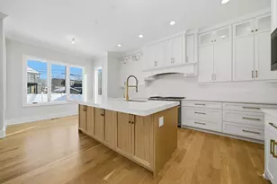 611 S Prospect Ave, Elmhurst, IL 60126 - Photo 2