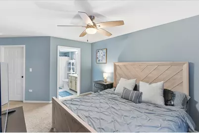 1947 Heron Avenue #B, Schaumburg, IL 60193 - Photo 10