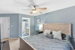 1947 Heron Ave, Schaumburg, IL 60193 - Photo 10