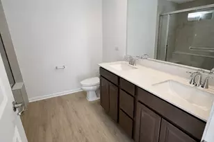 16517 W Golden Valley Ln, Lockport, IL 60441 - Photo 10