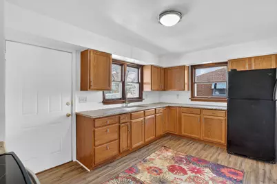 406 Bayliss Avenue, Rockford, IL 61101 - Photo 6