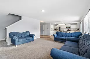 434 S Stonebrook Dr, Romeoville, IL 60446 - Photo 16