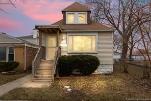 46 Englewood Ave, Bellwood, IL 60104 - Photo 1