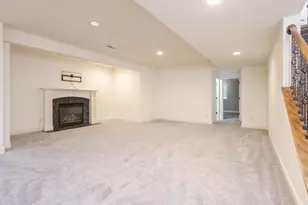 2807 Vrooman Ct, Bloomington, IL 61704 - Photo 40