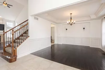 2807 Vrooman Court, Bloomington, IL 61704 - Photo 4