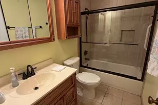 1S055 Spring Rd, Oakbrook Terrace, IL 60181 - Photo 12