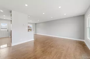 1460 Cypress Ave, Hanover Park, IL 60133 - Photo 8