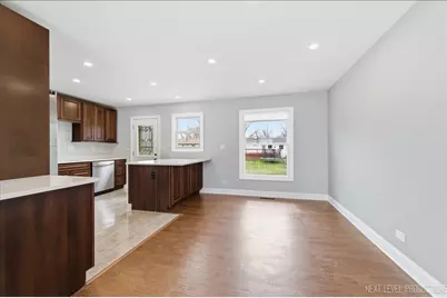 1460 Cypress Avenue, Hanover Park, IL 60133 - Photo 10