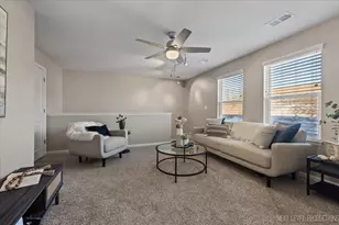 239 Durham St, North Aurora, IL 60542 - Photo 34