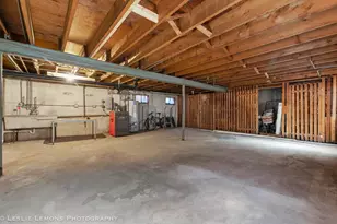 7653 S Roberts Rd, Bridgeview, IL 60455 - Photo 24