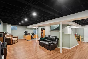 301 Gatewood Ln, Grayslake, IL 60030 - Photo 18