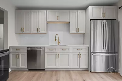 1533 S County Farm Road #1-4, Wheaton, IL 60189 - Photo 4