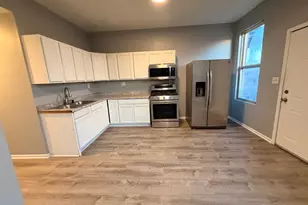 3917 W Van Buren Ave, Chicago, IL 60624 - Photo 4