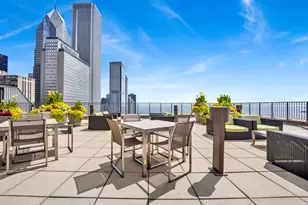 130 N Garland Ct, Chicago, IL 60602 - Photo 58