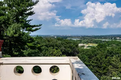 5418 Chapel Hill Road, Davenport, IA 52802 - Photo 16