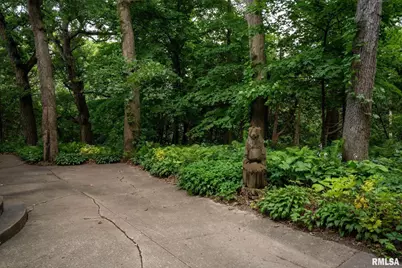 5418 Chapel Hill Road, Davenport, IA 52802 - Photo 8