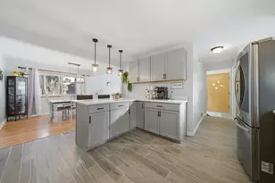 8930 McVicker Ave, Oak Lawn, IL 60453 - Photo 10