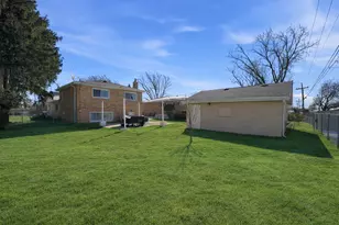 8930 McVicker Ave, Oak Lawn, IL 60453 - Photo 20