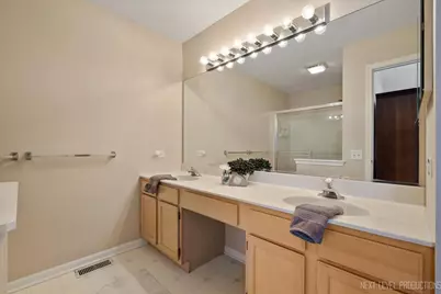 103 Locksley Drive, Streamwood, IL 60107 - Photo 12