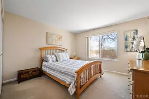 103 Locksley Dr, Streamwood, IL 60107 - Photo 14