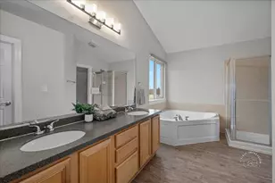 2924 Bauer Rd, North Aurora, IL 60542 - Photo 20