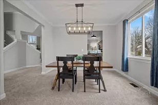 2924 Bauer Rd, North Aurora, IL 60542 - Photo 10