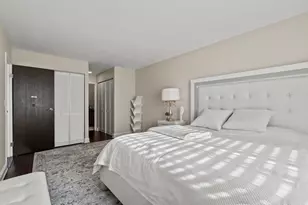 1777 W Crystal Ln, Mount Prospect, IL 60056 - Photo 8