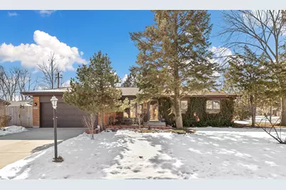 105 King Lane, Des Plaines, IL 60016 - Photo 1