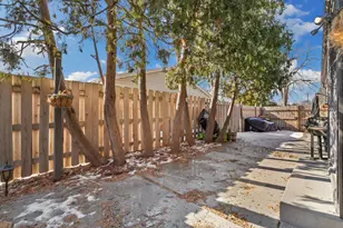 105 King Ln, Des Plaines, IL 60016 - Photo 22