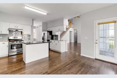 3 Barton Creek Court, Lake in the Hills, IL 60156 - Photo 10