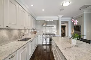 2550 N Lakeview Ave, Chicago, IL 60614 - Photo 14