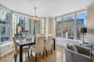 25 E Superior St, Chicago, IL 60611 - Photo 8