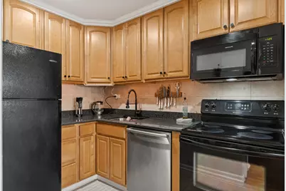 701 N Milwaukee Avenue #4R, Chicago, IL 60642 - Photo 10