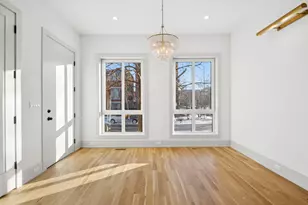 2246 W Lyndale St, Chicago, IL 60647 - Photo 6