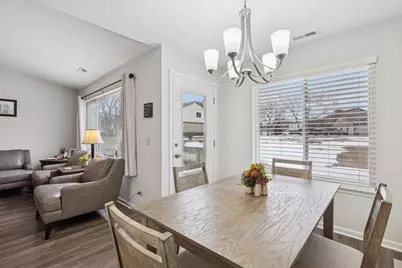 305 Crestview Drive #D, Wauconda, IL 60084 - Photo 8