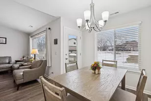 305 Crestview Dr, Wauconda, IL 60084 - Photo 8