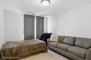 440 Raintree Ct, Glen Ellyn, IL 60137 - Photo 16