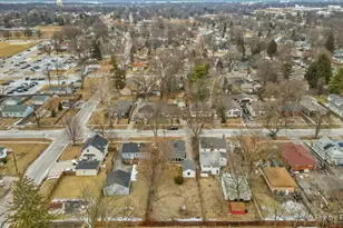 1034 W New York St, Aurora, IL 60506 - Photo 36