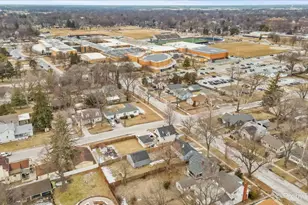 1034 W New York St, Aurora, IL 60506 - Photo 38