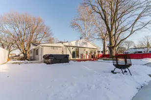 1035 8th Ave, Belvidere, IL 61008 - Photo 10