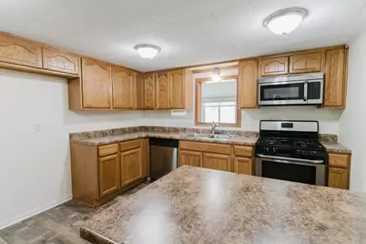 1035 8th Avenue, Belvidere, IL 61008 - Photo 22