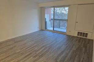 1840 Huntington Blvd, Hoffman Estates, IL 60169 - Photo 6