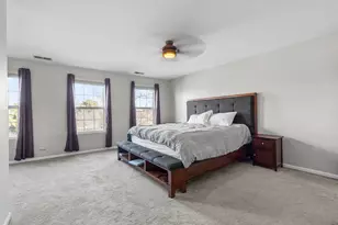 1281 Merrimack Ct, Crystal Lake, IL 60014 - Photo 10