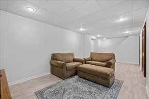 1271 Herrington Rd, Geneva, IL 60134 - Photo 28