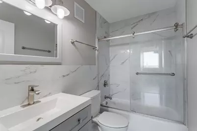 [Address not provided], Oak Brook, IL 60523 - Photo 20