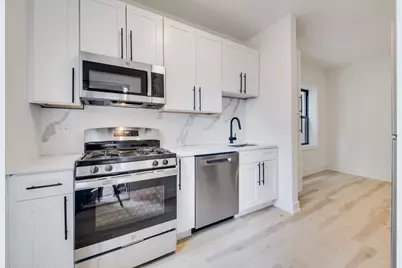 3050 W Cortland Street #103, Chicago, IL 60647 - Photo 2