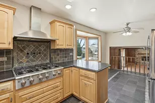 15317 Orchard Ln, Oak Forest, IL 60452 - Photo 6