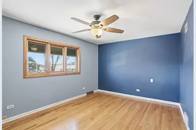 15317 Orchard Lane, Oak Forest, IL 60452 - Photo 12