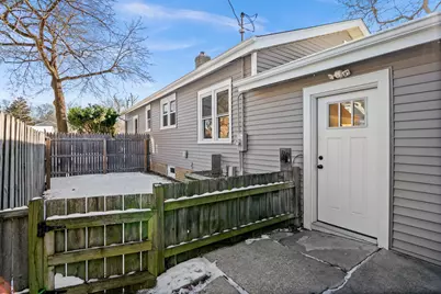 817 E Forest Avenue, Wheaton, IL 60187 - Photo 28